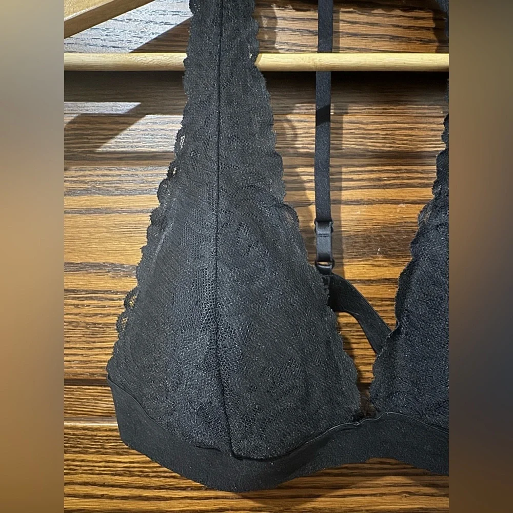 Pink Victoria’s Secret bralette black lace halter bra M / B80